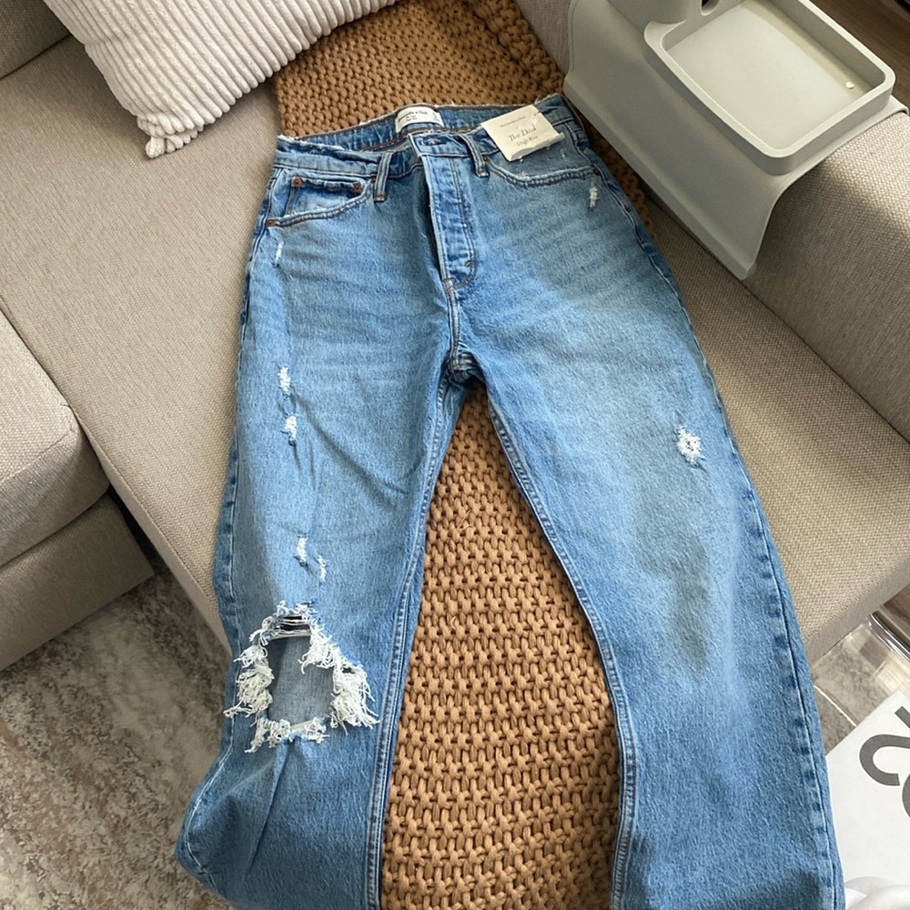 Abercrombie The Dad High Rise Jeans